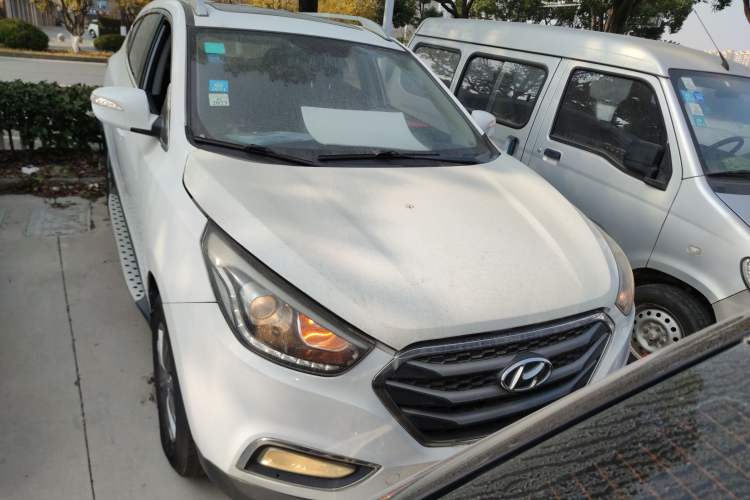 Used Hyundai ix35 2015 2.0L Automatic 2WD Comfort Edition China IV Standard Front