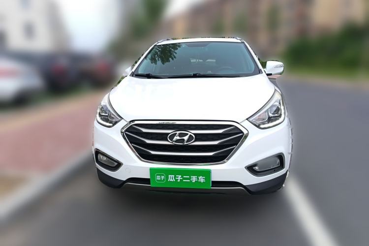 Used Hyundai ix35 2015 2.0L Automatic 2WD Smart Type China IV Front
