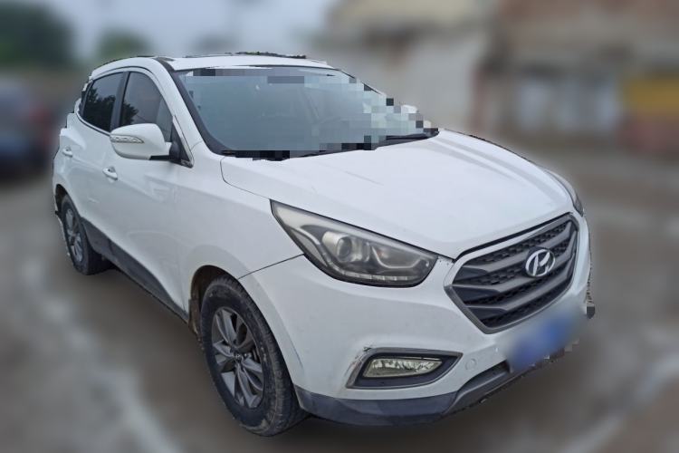 Used Hyundai ix35 2015 2.0L Automatic 2WD Comfort Edition China V Standard Front Right 45 Deg