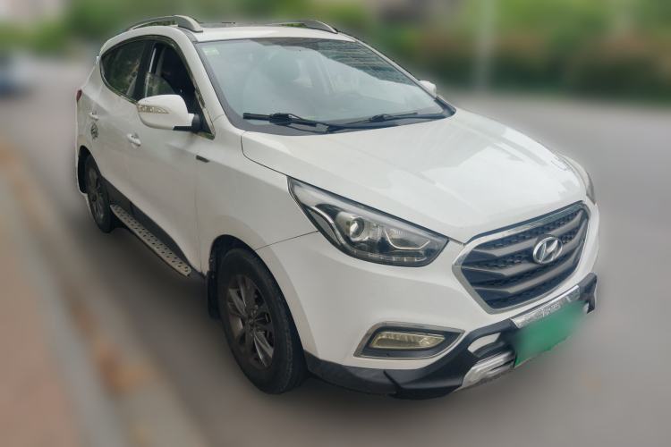 Used Hyundai ix35 2015 2.0L Automatic 2WD Comfort Edition China IV Standard Front Right 45 Deg