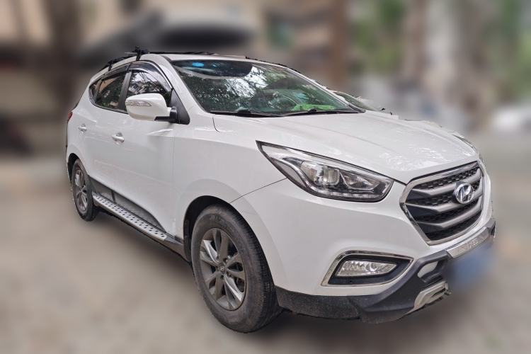 Used Hyundai ix35 2015 2.0L Automatic 2WD Comfort Edition China IV Standard Front Right 45 Deg