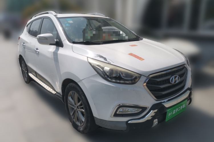 Used Hyundai ix35 2015 2.0L Automatic 2WD Smart Type China IV Front Right 45 Deg