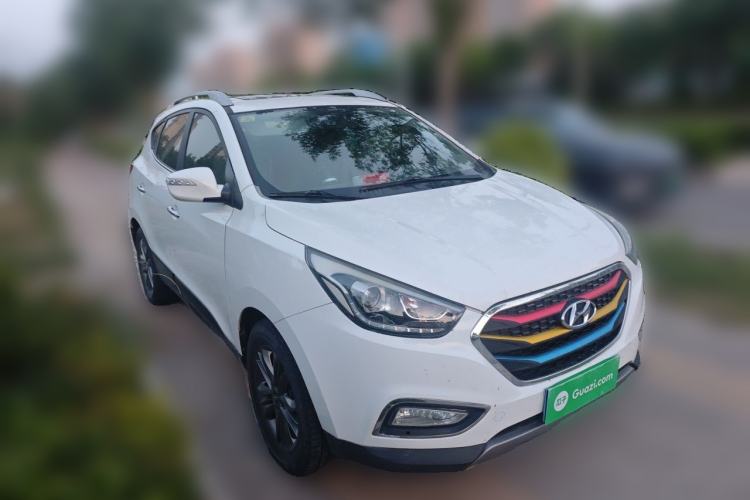 Used Hyundai ix35 2015 2.0L Automatic 2WD Smart Version China V Standard Front Right 45 Deg