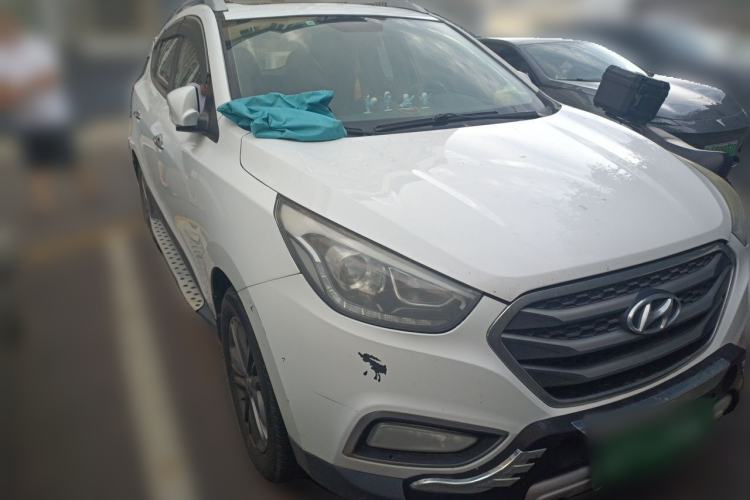 Used Hyundai ix35 2015 2.0L Automatic 2WD Smart Version China V Standard Front Right 45 Deg