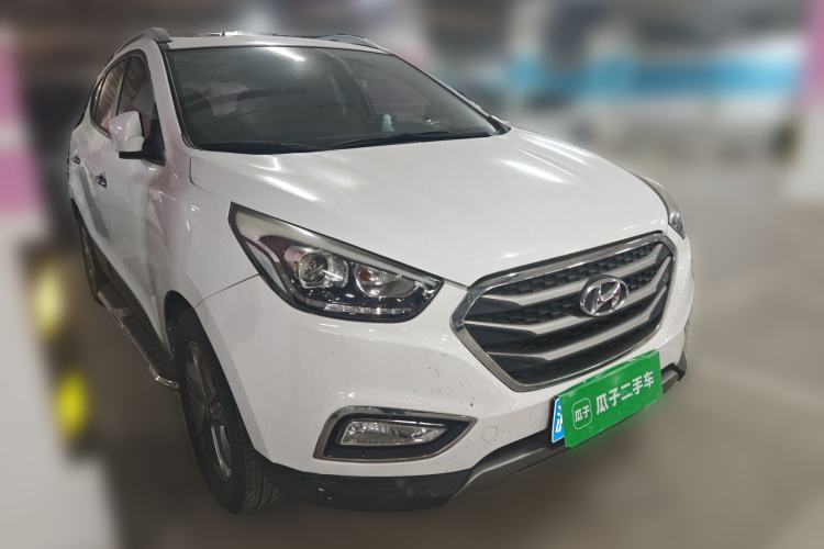 Used Hyundai ix35 2015 2.0L Automatic 2WD Smart Version China V Standard Front Right 45 Deg
