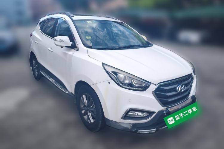 Used Hyundai ix35 2015 2.0L Automatic 2WD Comfort Edition China V Standard Front Right 45 Deg