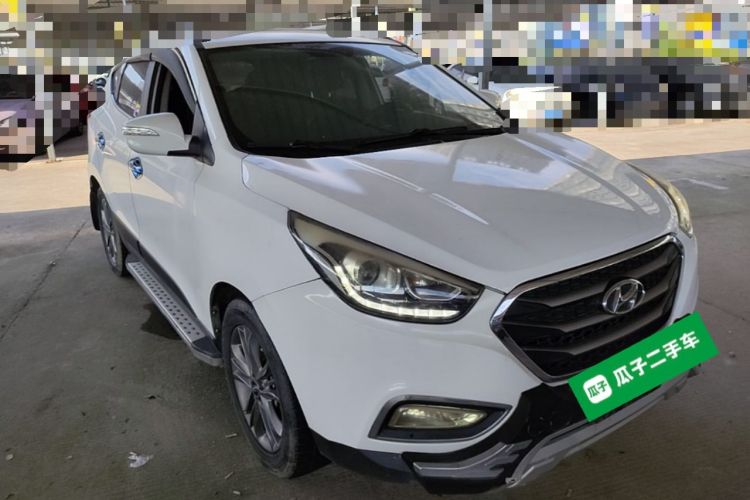 Used Hyundai ix35 2015 2.0L Automatic 2WD Smart Type China IV Front Right 45 Deg