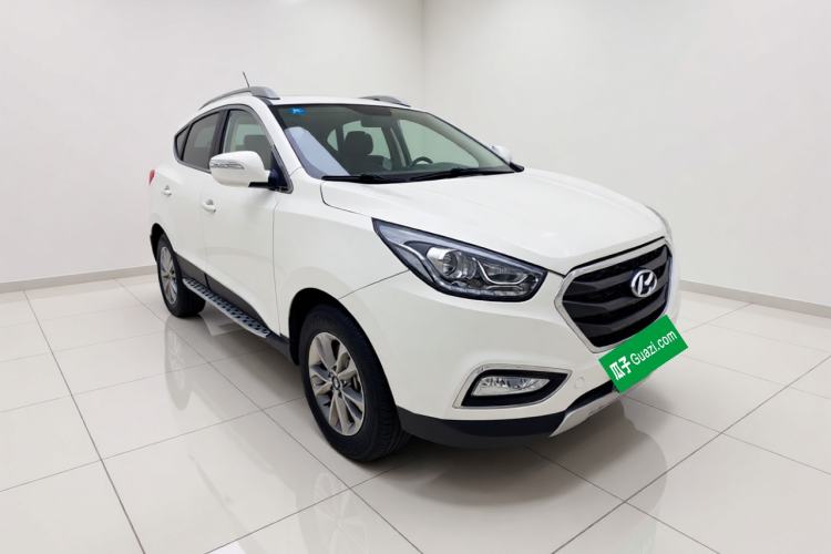 Used Hyundai ix35 2015 2.0L Automatic 2WD Comfort Edition China IV Standard Front Right 45 Deg