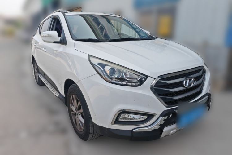 Used Hyundai ix35 2015 2.0L Manual Two-Wheel Drive Comfort Version China V Standard Front Right 45 Deg