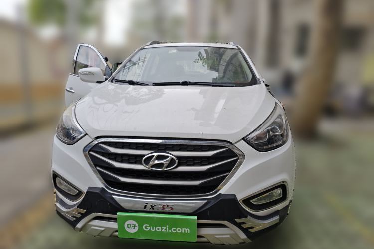 Used Hyundai ix35 2015 2.0L Automatic 2WD Smart Type China IV Front