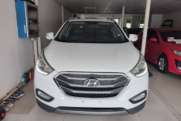 Used Hyundai ix35 2015 2.0L Automatic 2WD Smart Type China IV Front