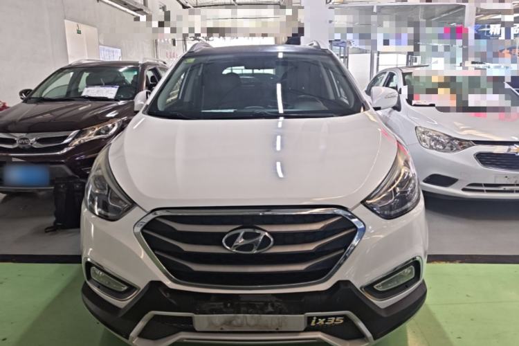 Used Hyundai ix35 2015 2.0L Automatic 2WD Smart Type China IV Front