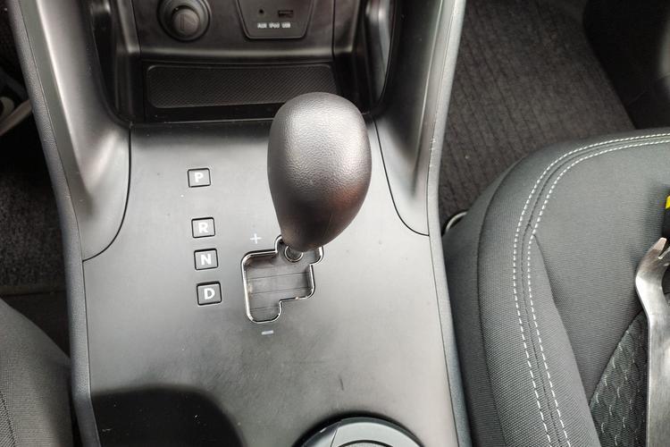 Used Hyundai ix35 2015 2.0L Automatic 2WD Comfort Edition China V Standard Gear Lever