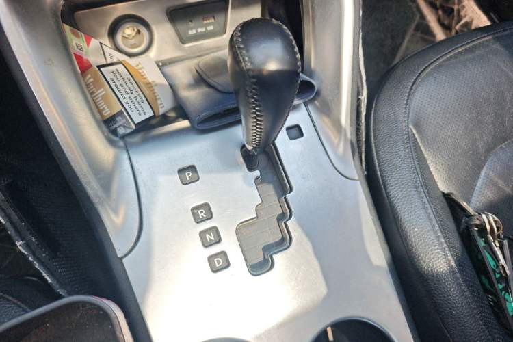 Used Hyundai ix35 2015 2.0L Automatic 2WD Smart Version China V Standard Gear Lever