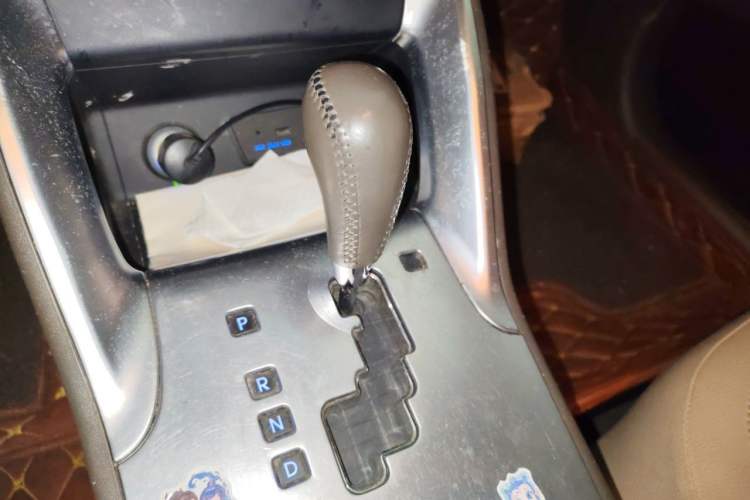 Used Hyundai ix35 2015 2.0L Automatic 2WD Smart Type China IV Gear Lever