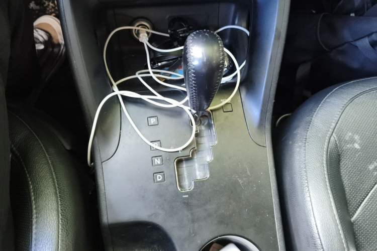 Used Hyundai ix35 2015 2.0L Automatic Two-Wheel Drive Leading Trim China V Standard Gear Lever