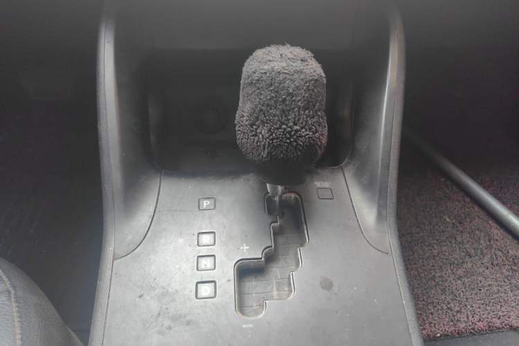 Used Hyundai ix35 2015 2.0L Automatic 2WD Smart Version China V Standard Gear Lever