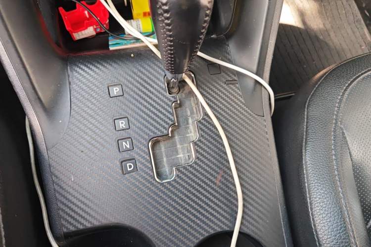 Used Hyundai ix35 2015 2.0L Automatic 2WD Smart Version China V Standard Gear Lever