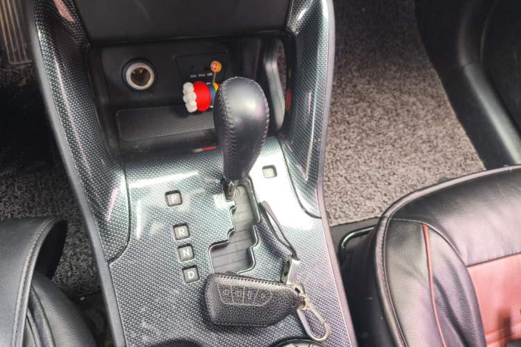 Used Hyundai ix35 2015 2.0L Automatic 2WD Smart Version China V Standard Gear Lever