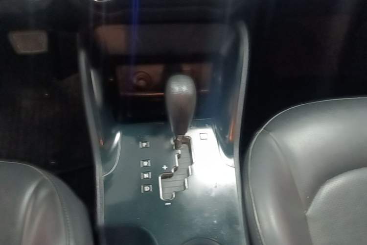 Used Hyundai ix35 2015 2.0L Automatic 2WD Comfort Edition China V Standard Gear Lever