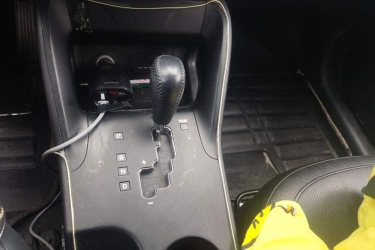 Used Hyundai ix35 2015 2.0L Automatic 2WD Smart Version China V Standard Gear Lever