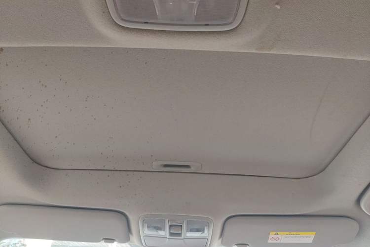 Used Hyundai ix35 2015 2.0L Automatic 2WD Comfort Edition China IV Standard Headliner