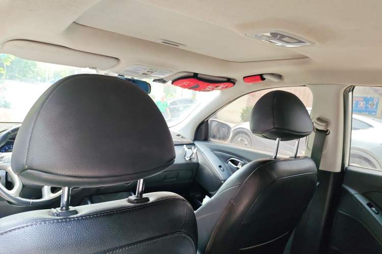 Used Hyundai ix35 2015 2.0L Automatic 2WD Smart Version China V Standard Headliner