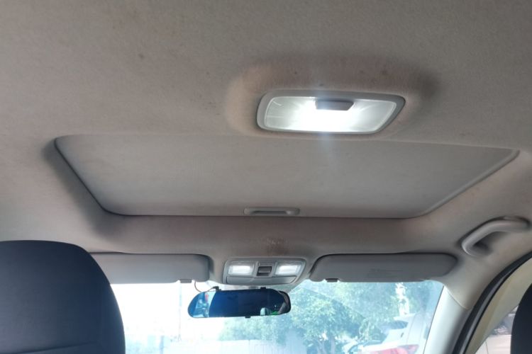 Used Hyundai ix35 2015 2.0L Automatic 2WD Comfort Edition China IV Standard Headliner