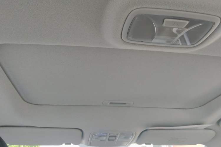 Used Hyundai ix35 2015 2.0L Automatic 2WD Smart Version China V Standard Headliner