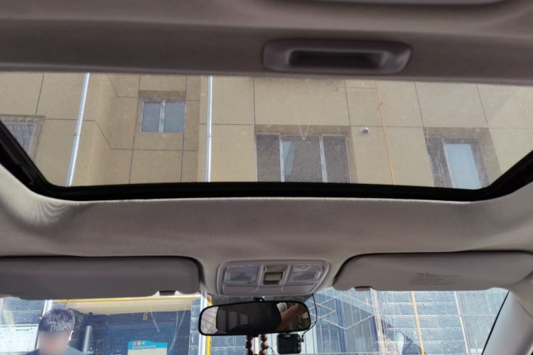 Used Hyundai ix35 2015 2.0L Automatic 2WD Smart Type China IV Headliner