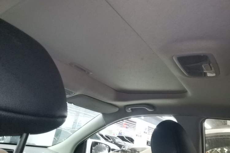 Used Hyundai ix35 2015 2.0L Automatic 2WD Smart Version China V Standard Headliner