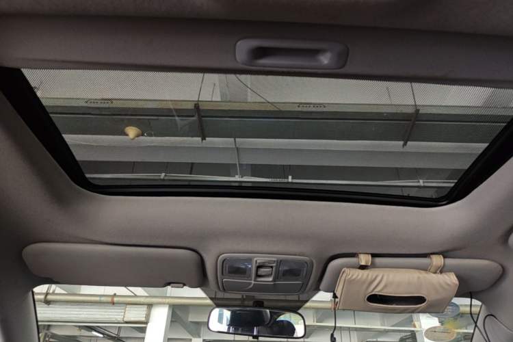 Used Hyundai ix35 2015 2.0L Automatic 2WD Smart Version China V Standard Headliner