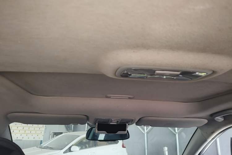 Used Hyundai ix35 2015 2.0L Automatic 2WD Smart Type China IV Headliner