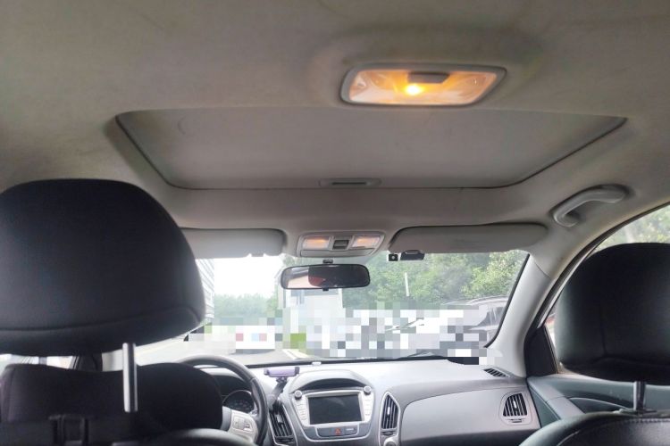 Used Hyundai ix35 2015 2.0L Automatic 2WD Smart Type China IV Headliner