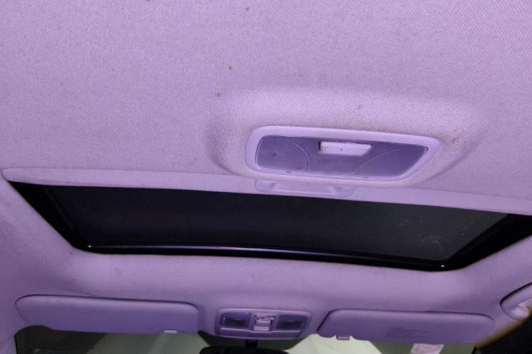 Used Hyundai ix35 2015 2.0L Automatic 2WD Comfort Edition China IV Standard Headliner