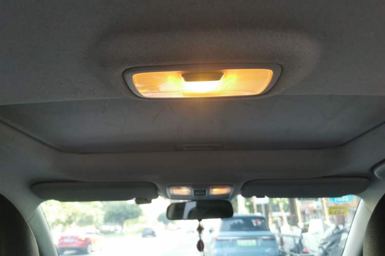 Used Hyundai ix35 2015 2.0L Automatic 2WD Smart Version China V Standard Headliner