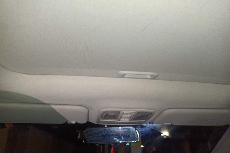 Used Hyundai ix35 2015 2.0L Automatic 2WD Smart Version China V Standard Headliner