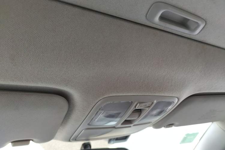 Used Hyundai ix35 2015 2.0L Automatic 2WD Comfort Edition China IV Standard Headliner