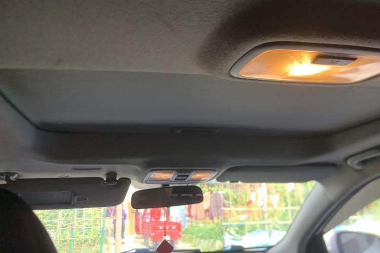 Used Hyundai ix35 2015 2.0L Automatic 2WD Comfort Edition China V Standard Headliner