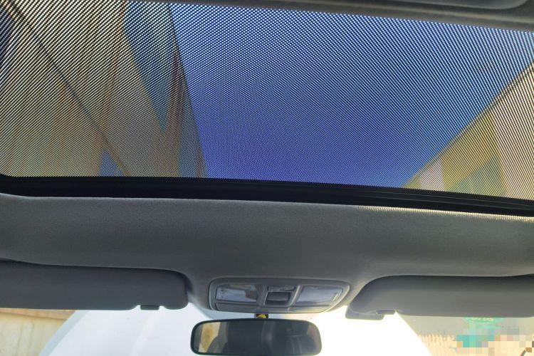 Used Hyundai ix35 2015 2.0L Automatic 2WD Smart Type China IV Headliner