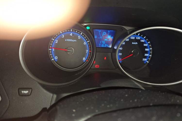 Used Hyundai ix35 2015 2.0L Automatic 2WD Smart Type China IV Instrument Cluster