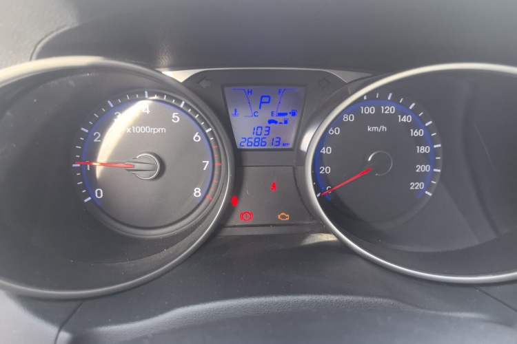 Used Hyundai ix35 2015 2.0L Automatic 2WD Smart Version China V Standard Instrument Cluster