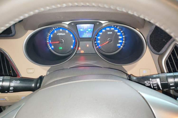 Used Hyundai ix35 2015 2.0L Automatic 2WD Smart Type China IV Instrument Cluster