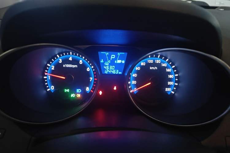 Used Hyundai ix35 2015 2.0L Automatic 2WD Comfort Edition China V Standard Instrument Cluster