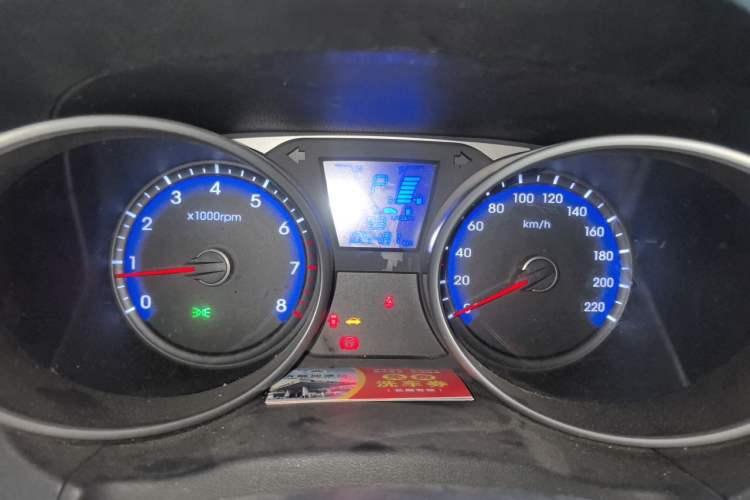 Used Hyundai ix35 2015 2.0L Automatic 2WD Smart Version China V Standard Instrument Cluster