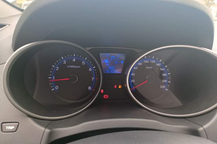 Used Hyundai ix35 2015 2.0L Automatic 2WD Smart Version China V Standard Instrument Cluster