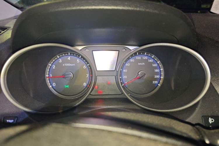 Used Hyundai ix35 2015 2.0L Automatic 2WD Smart Version China V Standard Instrument Cluster
