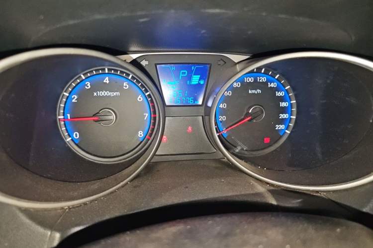 Used Hyundai ix35 2015 2.0L Automatic 2WD Smart Type China IV Instrument Cluster