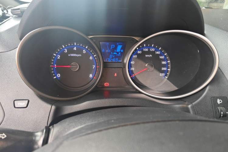 Used Hyundai ix35 2015 2.0L Automatic 2WD Smart Type China IV Instrument Cluster