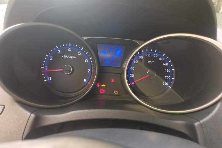 Used Hyundai ix35 2015 2.0L Automatic 2WD Smart Type China IV Instrument Cluster